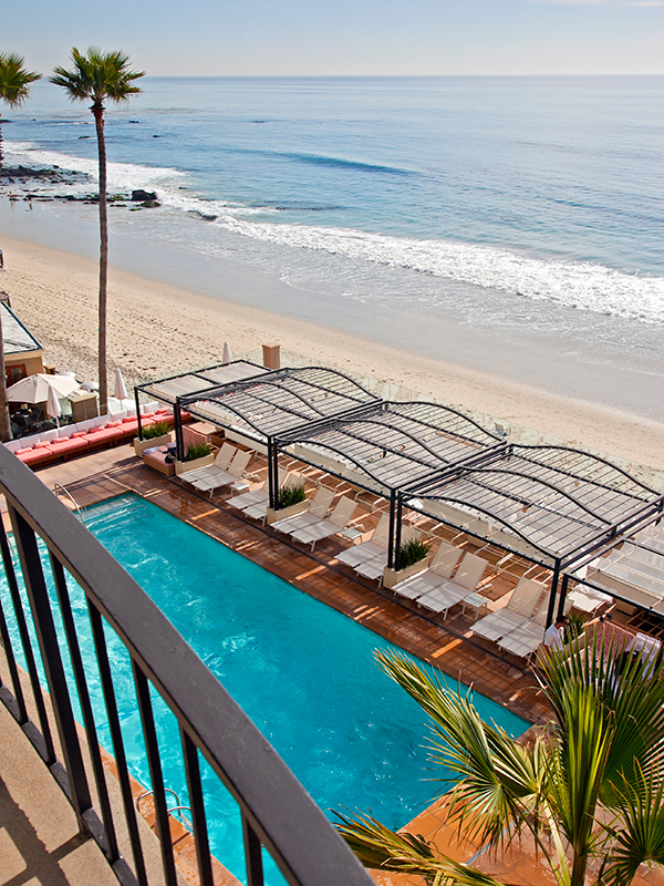 Surf  Sand Resort
