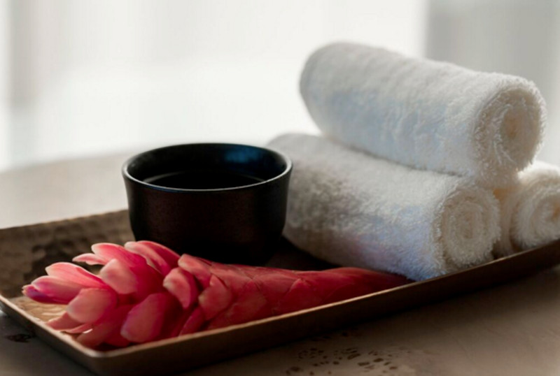 Ritz Carlton Waikiki Beach Spa
