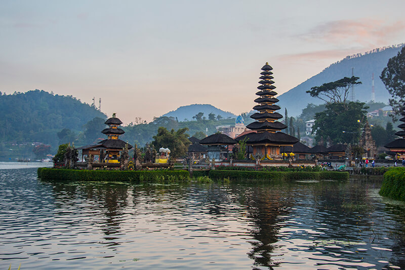 Pura Ulun Danu Bratan Bali - HelenFieldiStockGetty Images PlusGetty Images