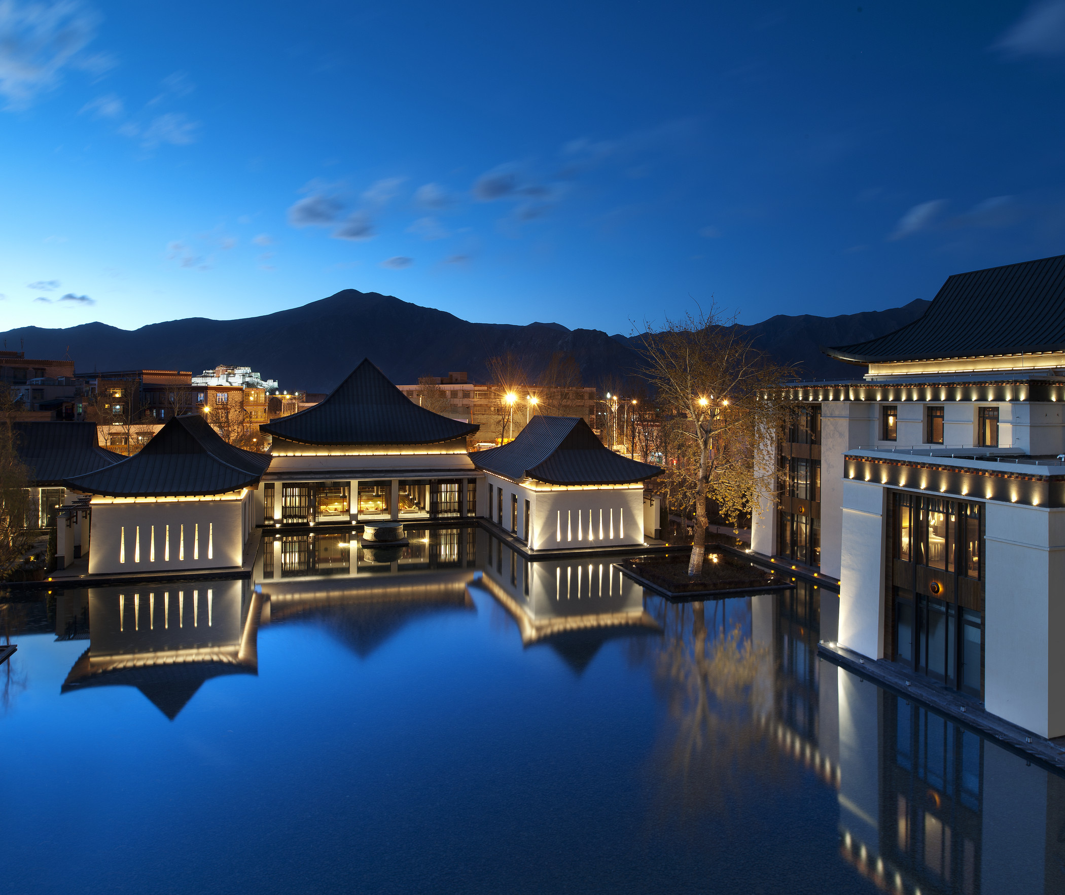 Arne Sorenson Marriotts president and CEO discussed the companys Q2 results from Shanghai where the company just conclud