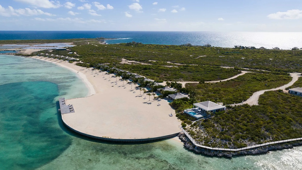 Ambergris CayAll-inclusive beachfront bungalows