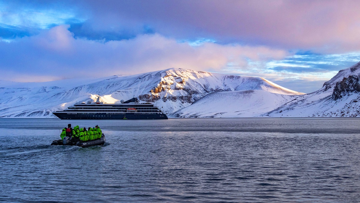 Atlas Ocean VoyagesAntarcticaDeception Bay