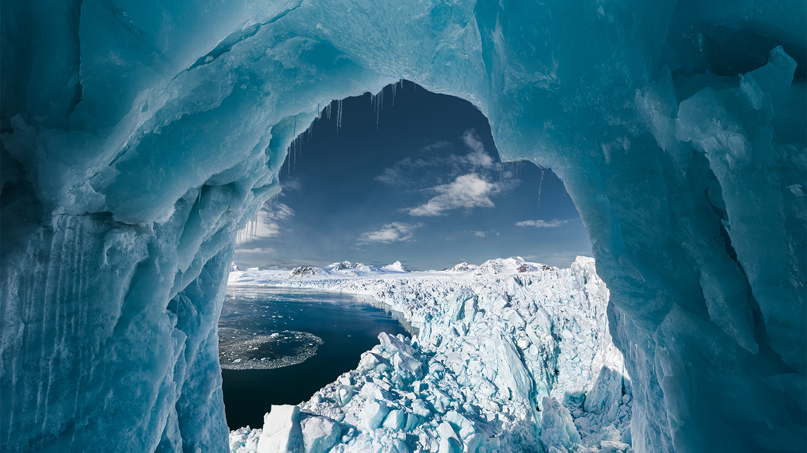 Svalbard May 2024 