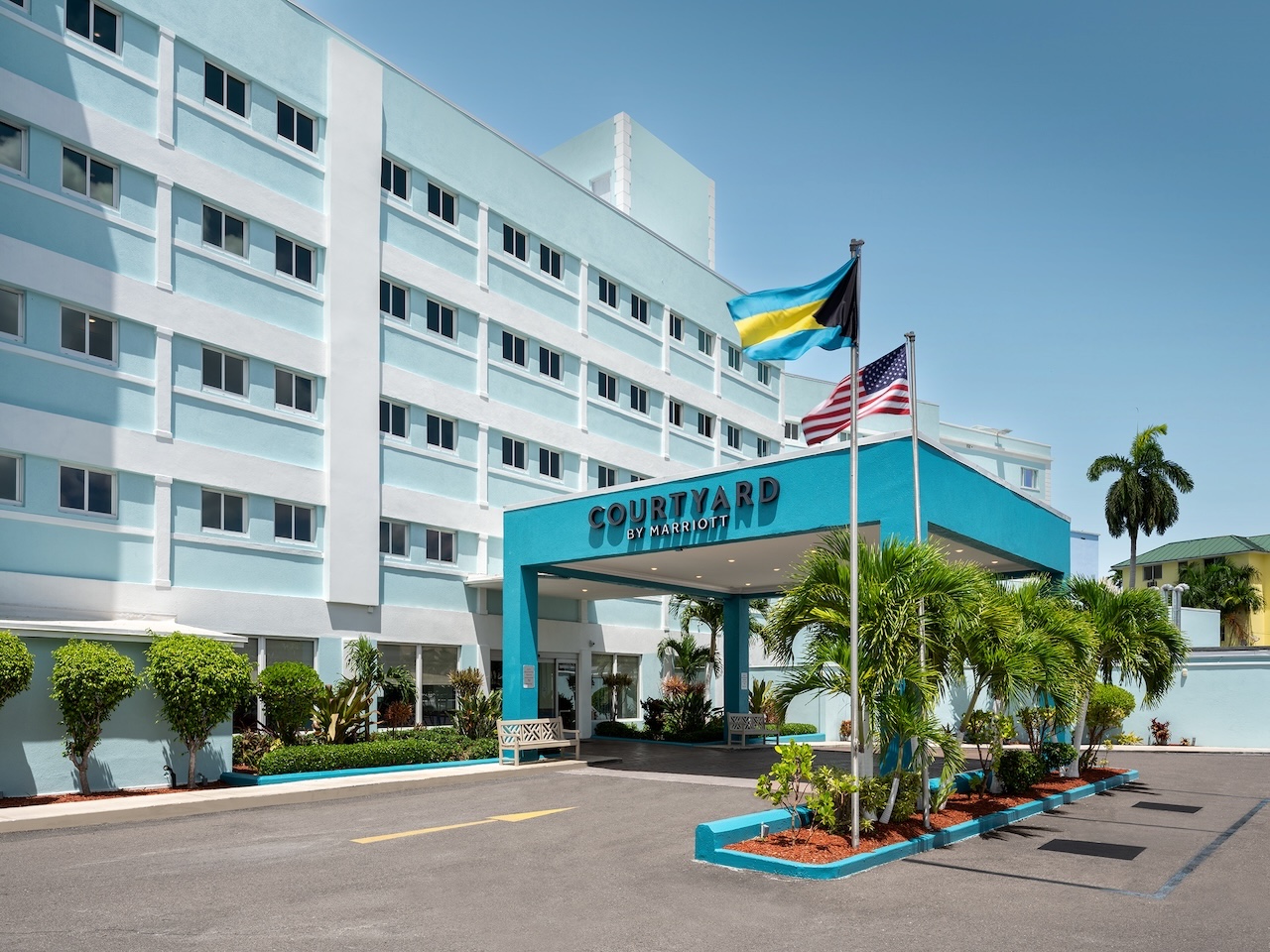 Courtyard Bahamas exterior