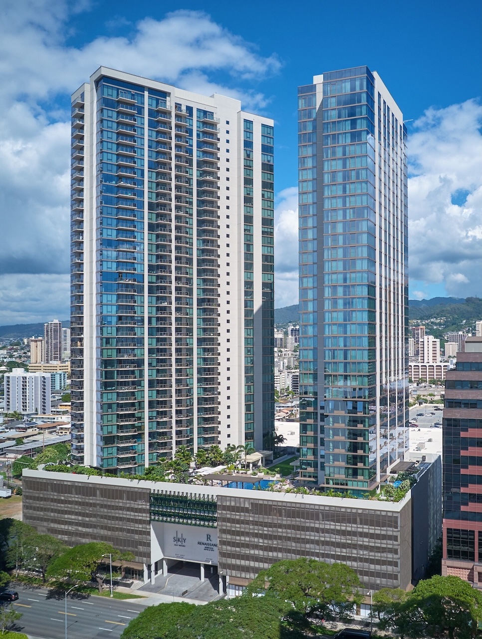 exterior of Renaissance Hotel Honolulu
