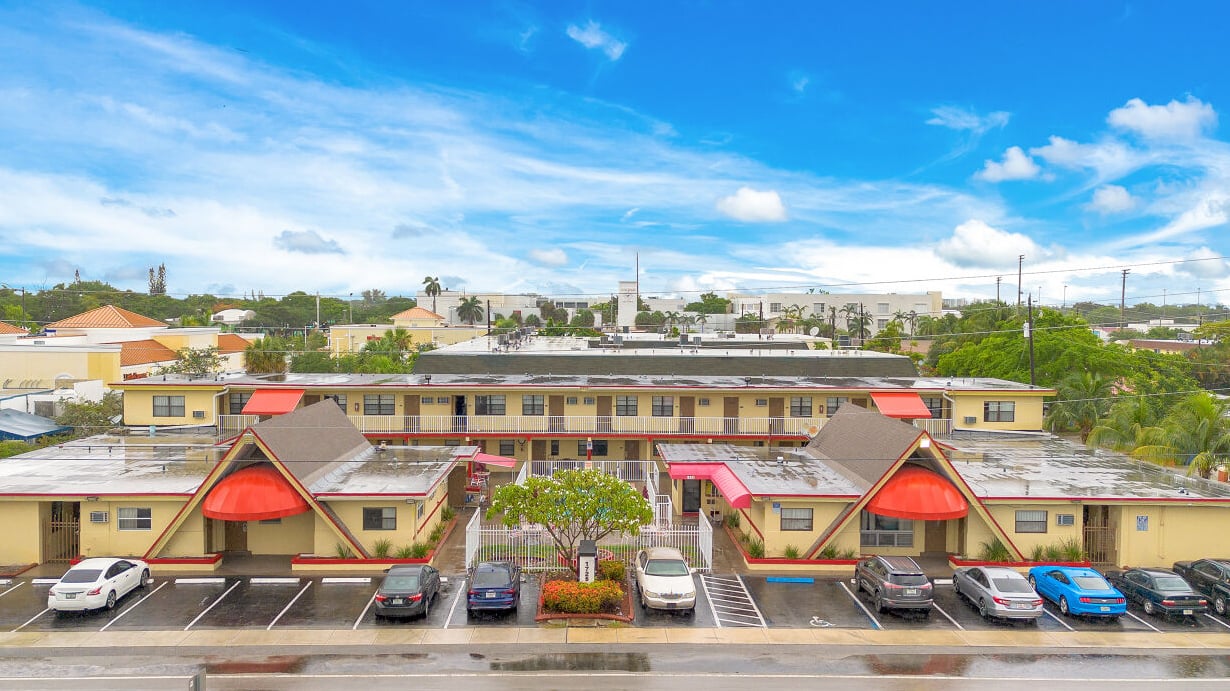 Econo Lodge Ft Lauderdale Airport exterior