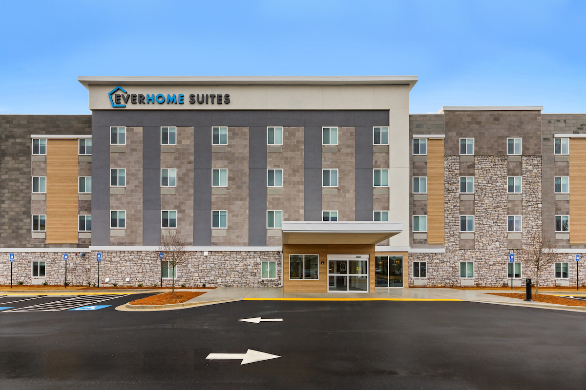 Everhome Suites Glendale 