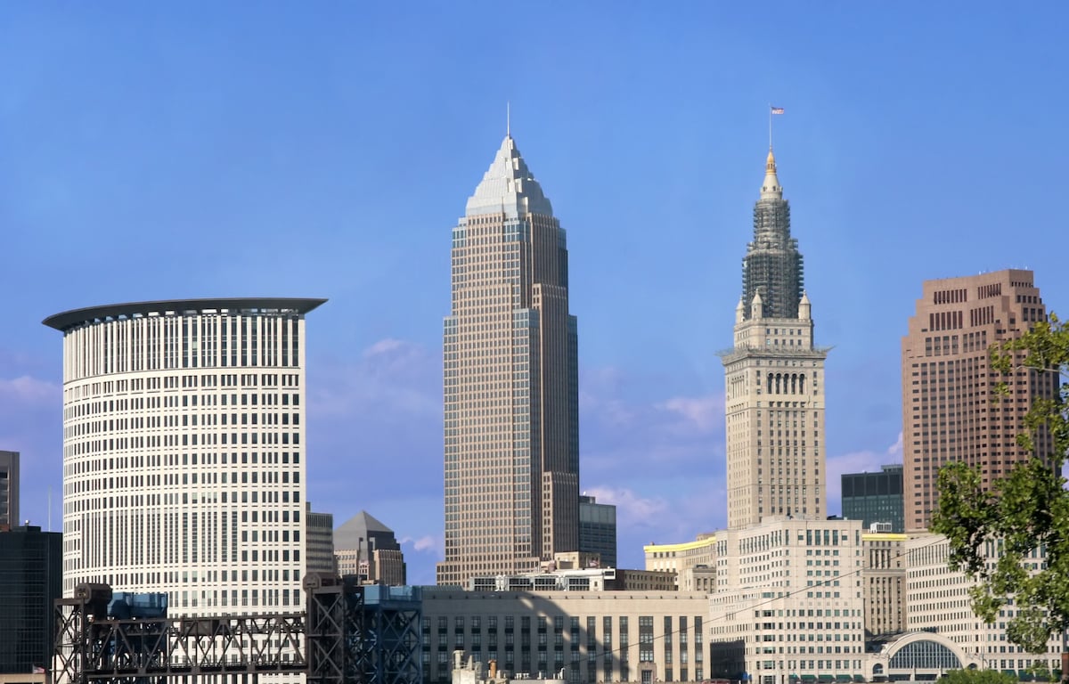 downtown ClevelandErieview Tower and Galleria