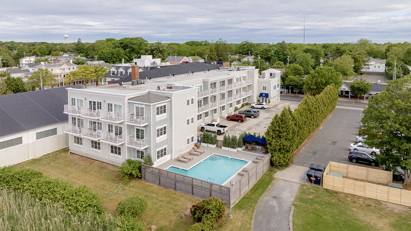 The Harbor Front Inn