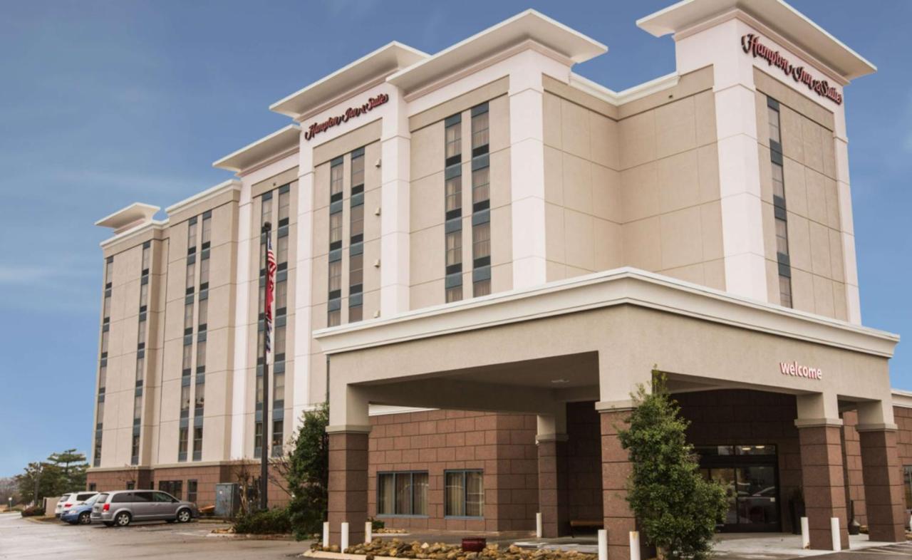 Hampton Inn  Suites Nashville-Airport