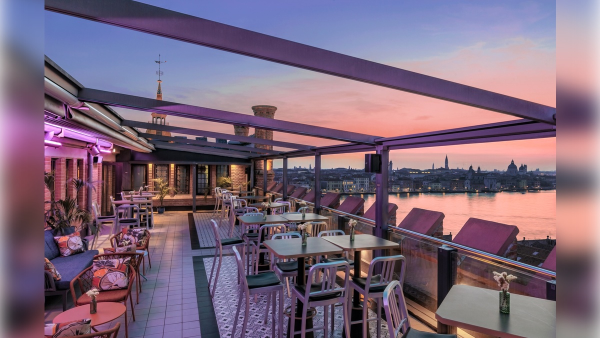 Hilton Molino Stucky VeniceSkyline Rooftop Bar