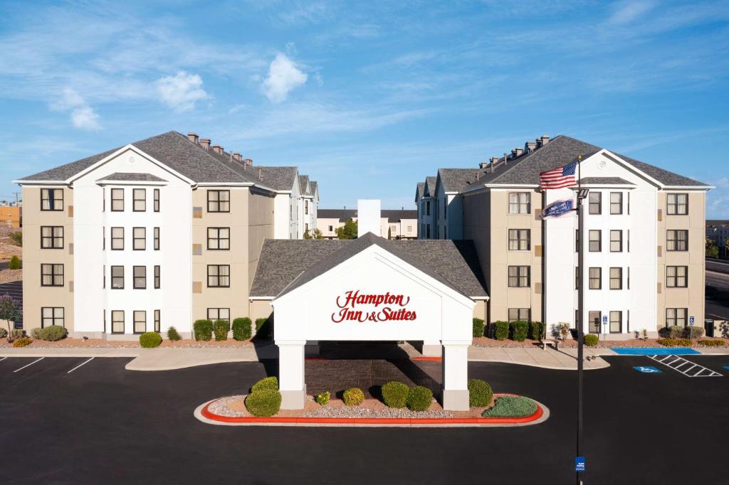Hampton Inn  Suites El Paso-Airport