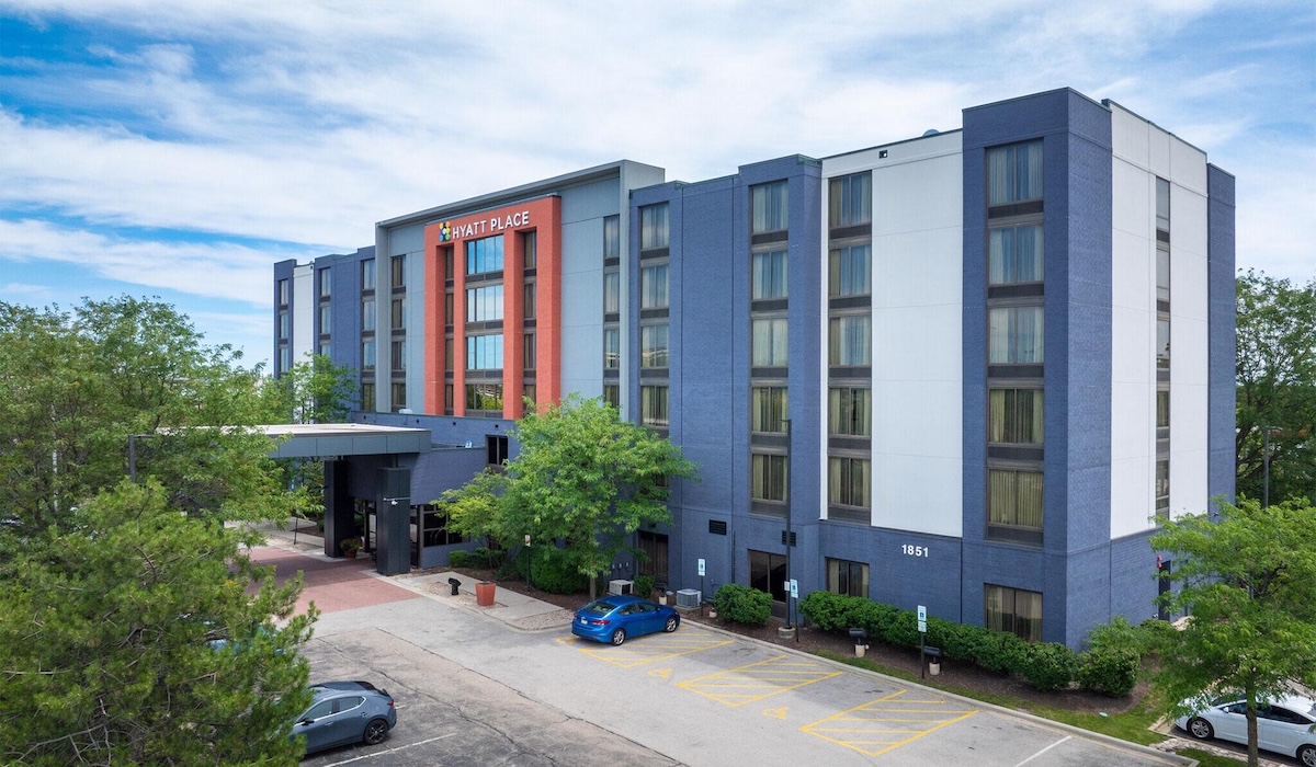 Hyatt Place hotel property in Schaumburg Ill