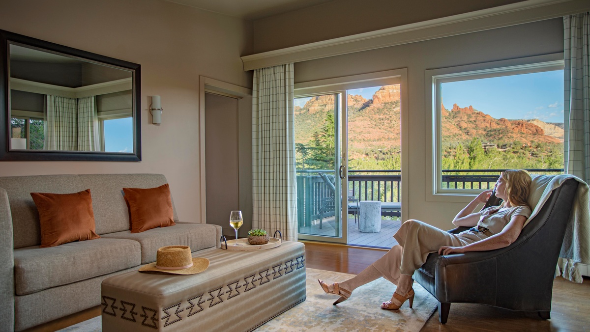 LAuberge Vista Suite Living RoomLAuberge de Sedona Joins Small Luxury Hotels of the World