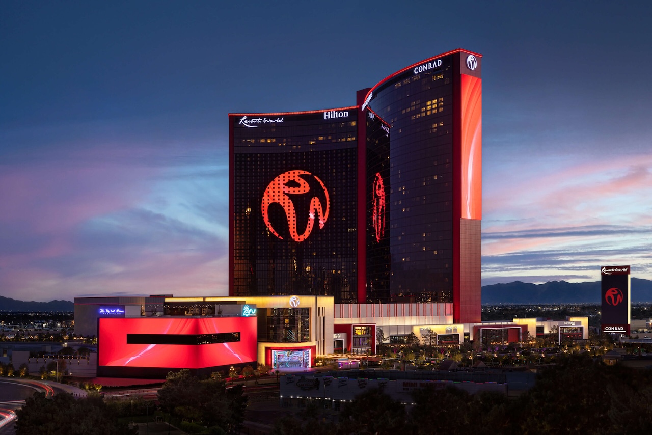 exterior Resorts World 