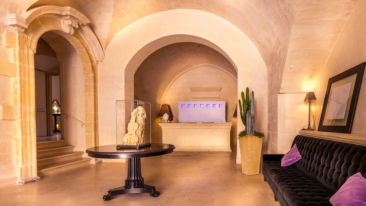 Palazzo GattiniLobbyVRetreats