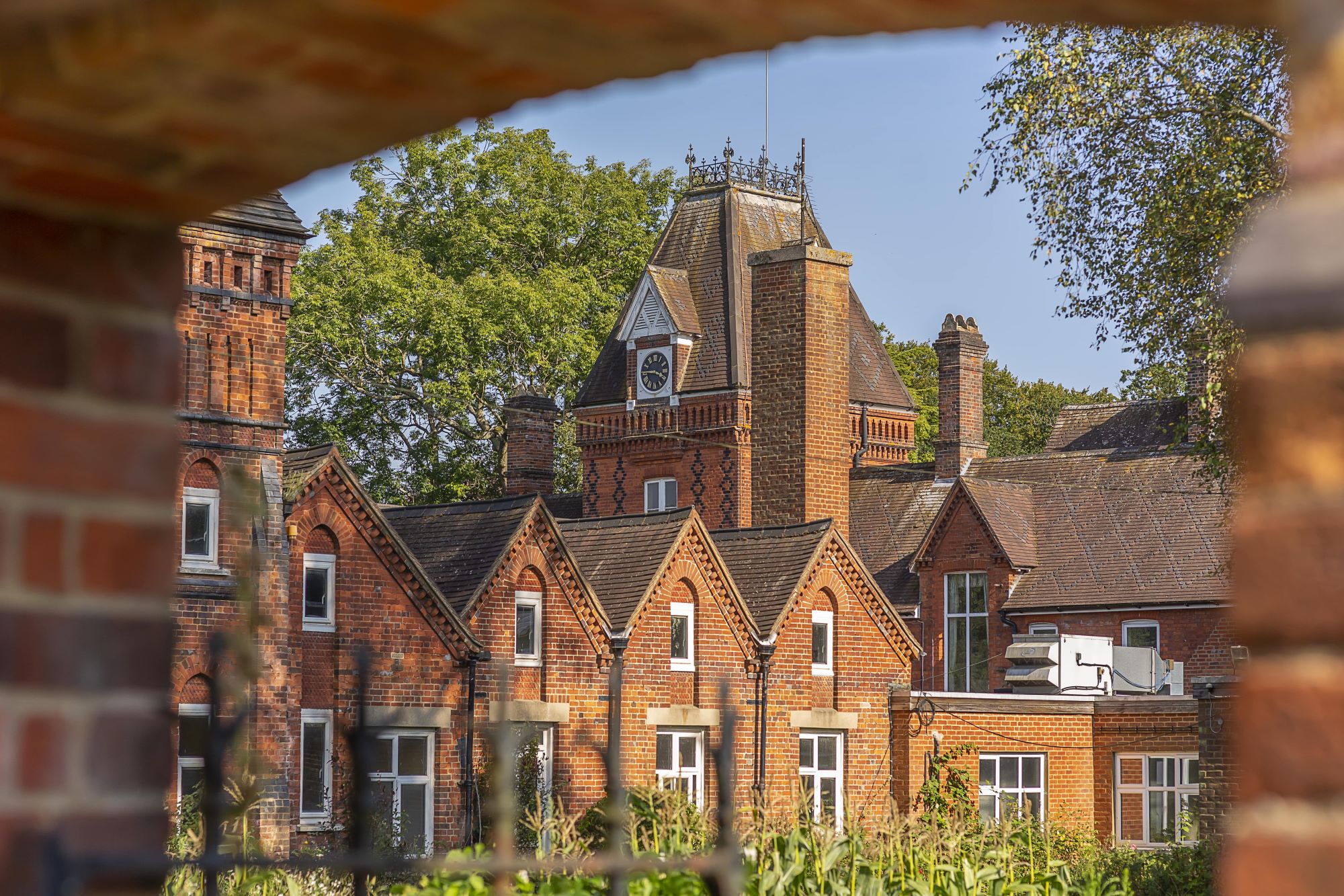 Rayners Penn School