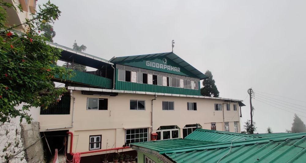 non-colonial tea estate