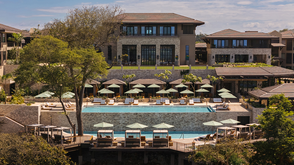 Pool Decks Low OffshoreNekajui a Ritz-Carlton Reserve