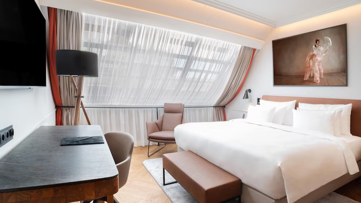 Premium RoomRadisson Collection Hotel Basilica Budapest