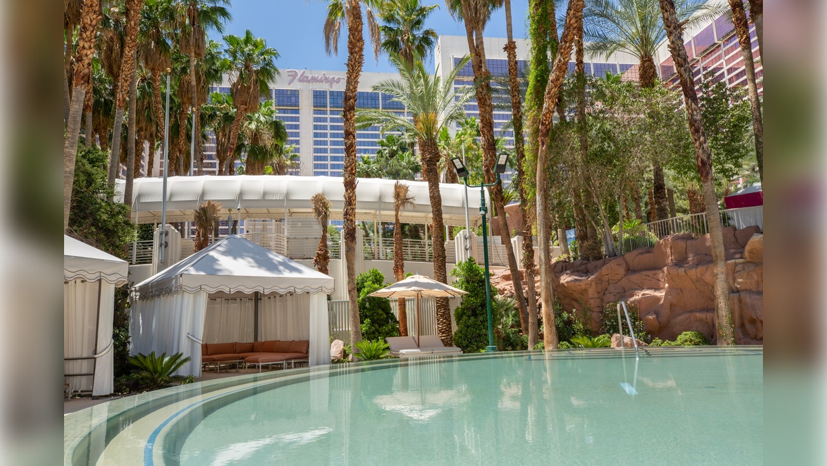 Refreshed Go Pool at Flamingo Las VegasArchitectureCircular VIP Pool4Courtesy of Caesars Entertainment