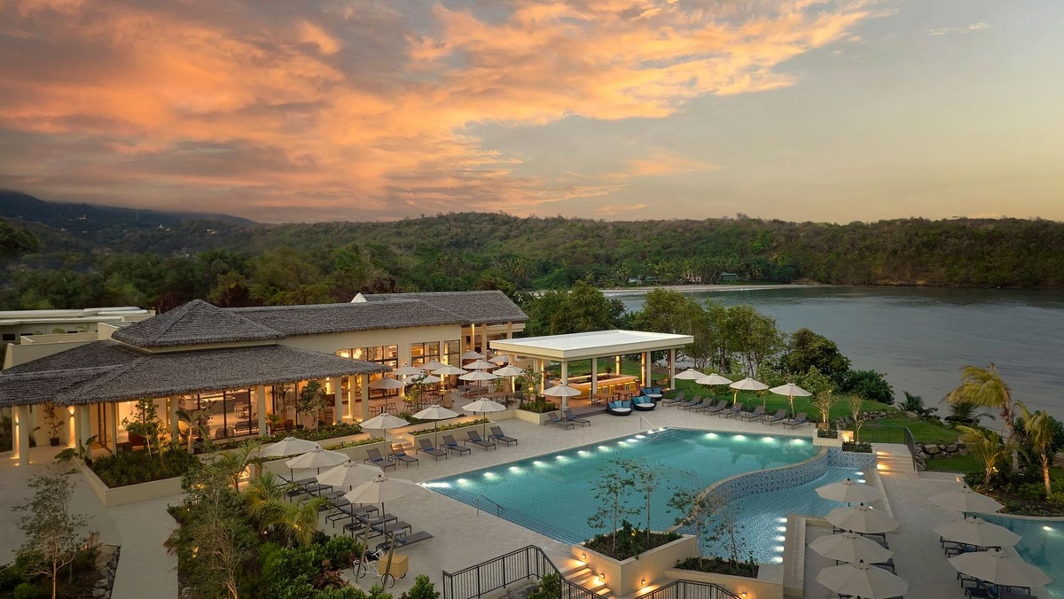 ResortSunsetPoolSix Senses La Sagesse Grenada