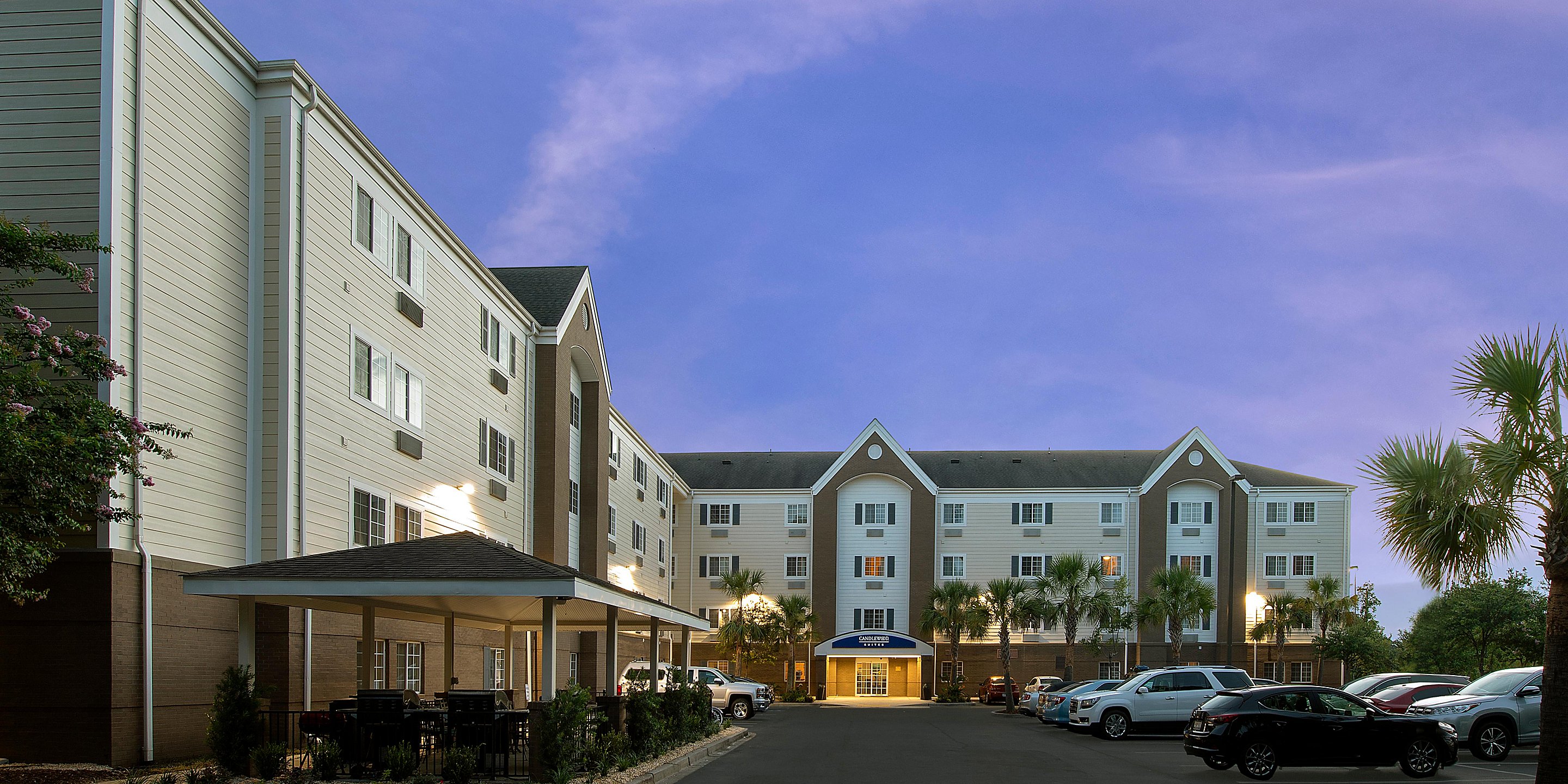 ECHO Suites Extended Stay by Wyndham Richmond Va exterior