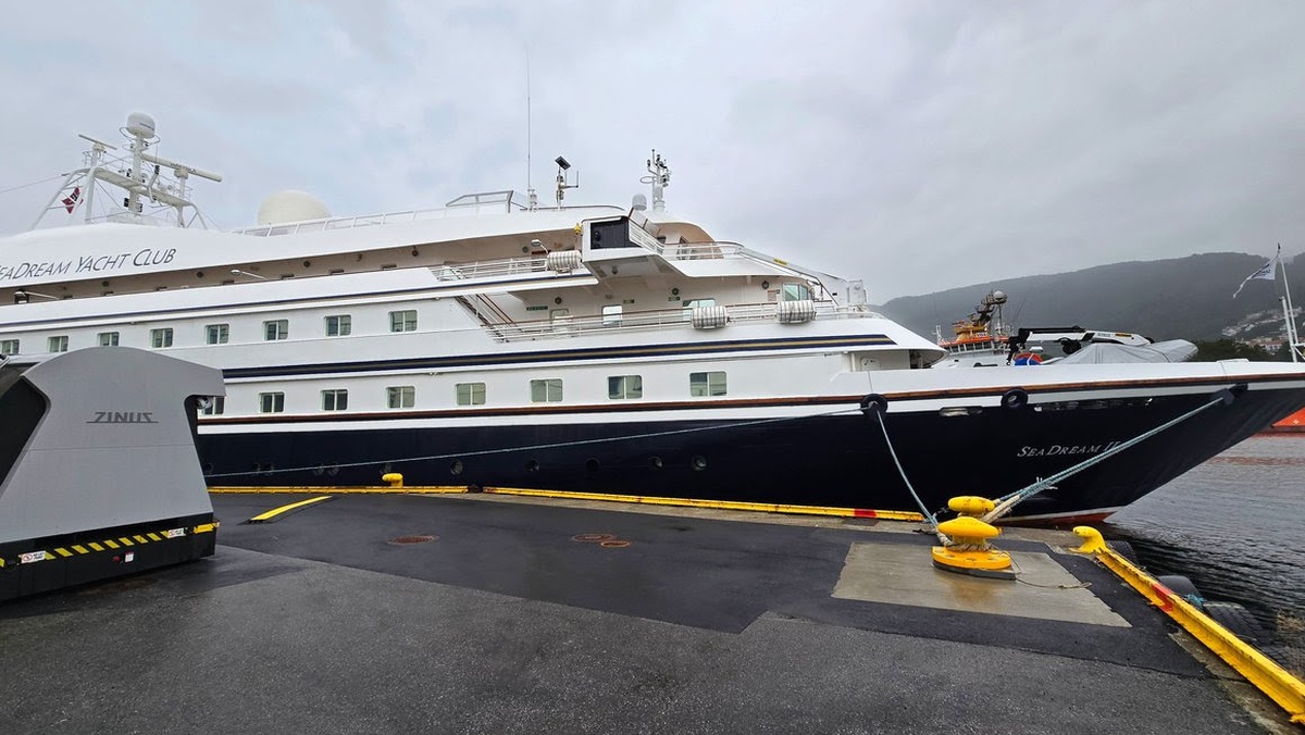 SeaDream IIBergenSeaDream Yacht Club