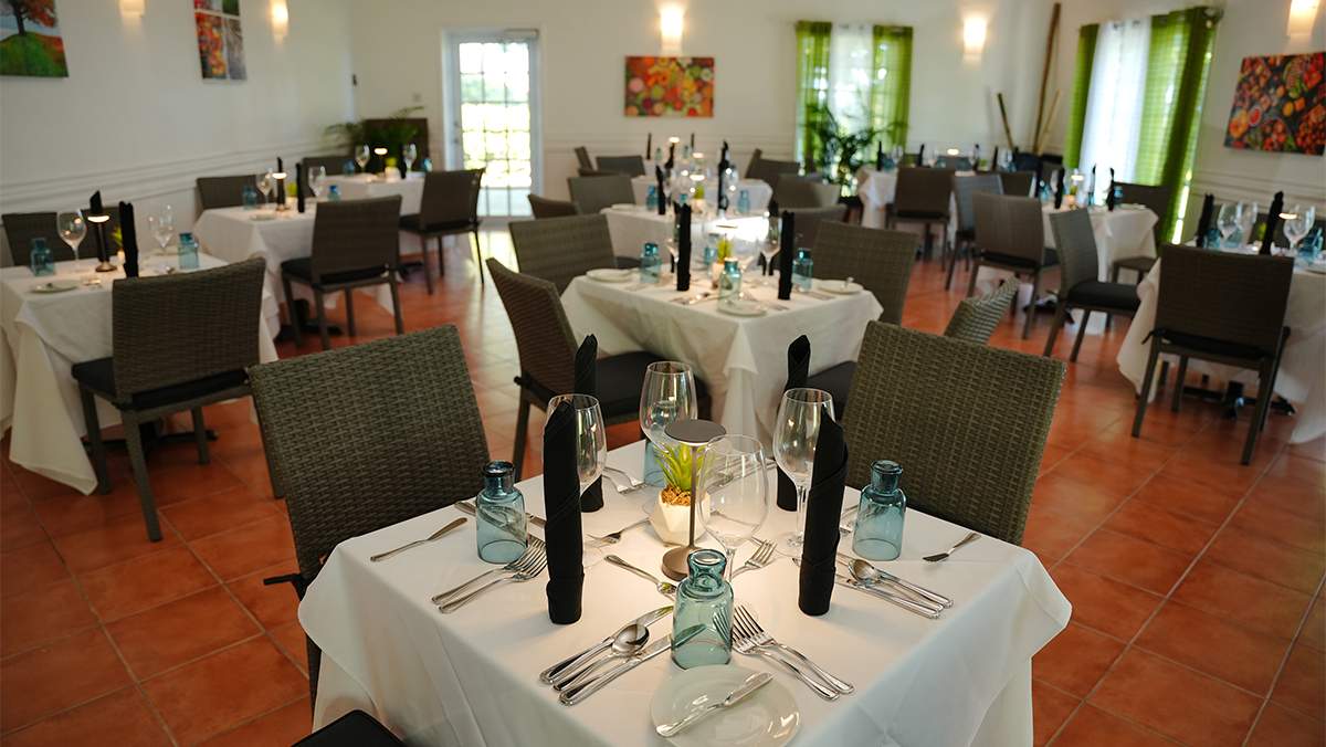 Seasons Veggie Bistro