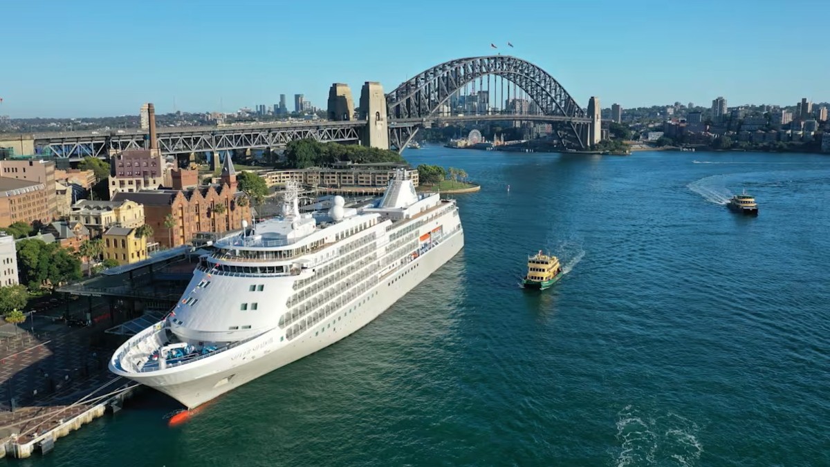 SilverseaSydney HarbourKensington Cruises