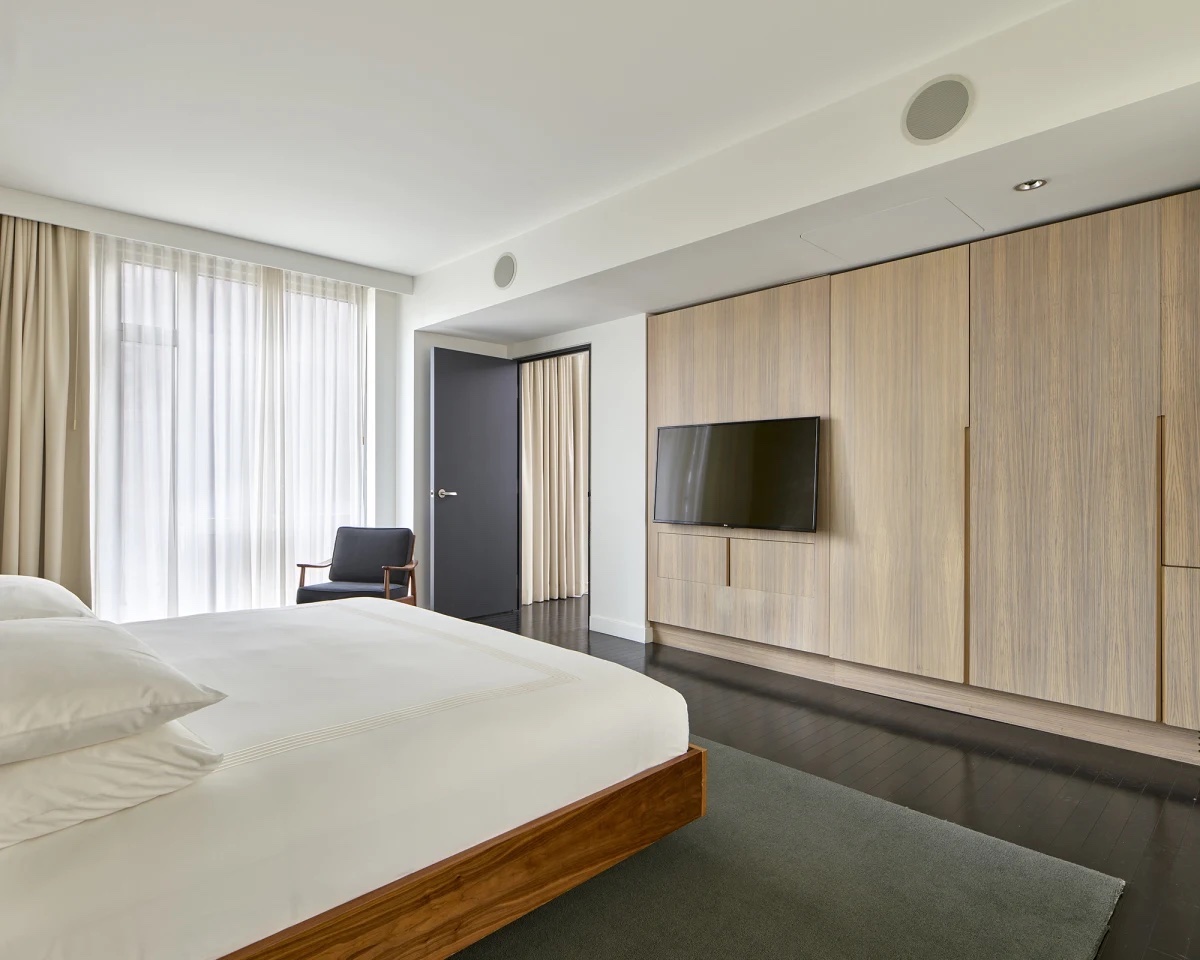 Smyth Tribeca guestroom