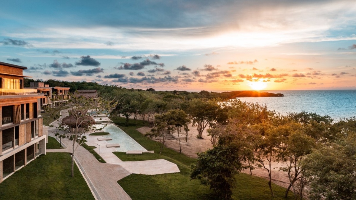 Sofitel Bar Calablanca Beach Resort Colombia
