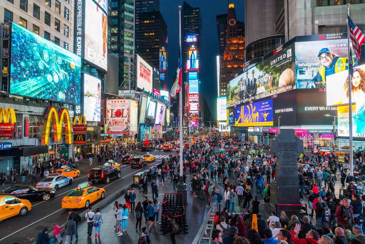 Report Whats shaping global summer travel in 2025