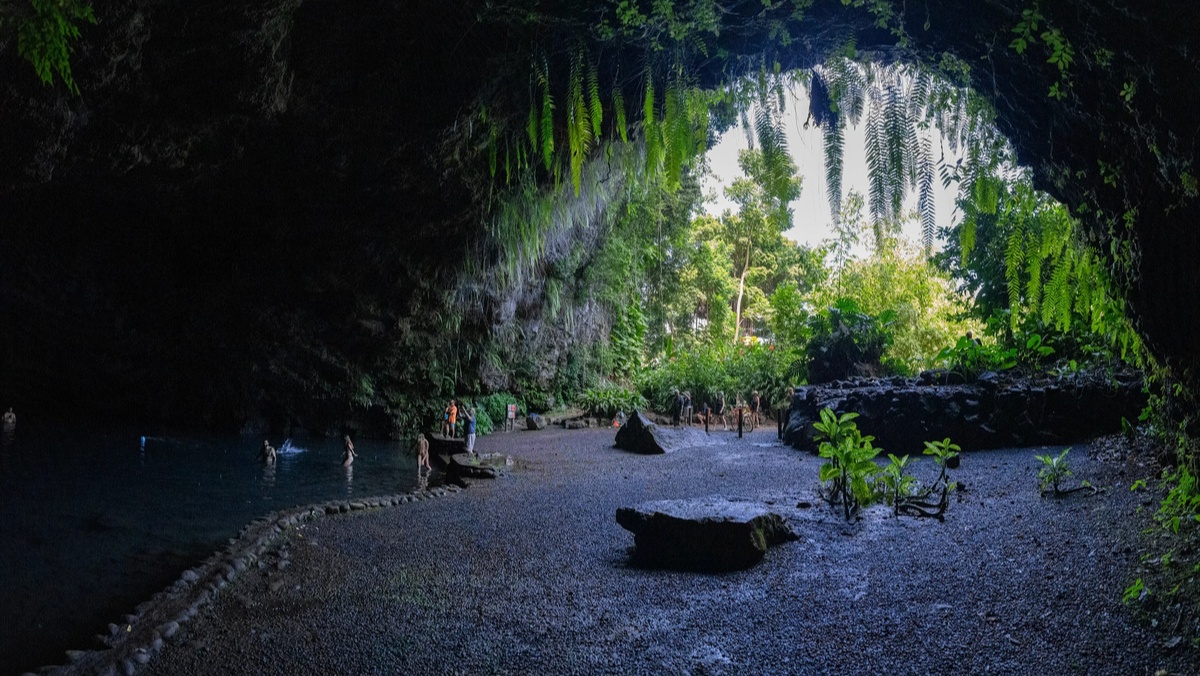 South PacificPapeeteCaveJShedwickSeabourn