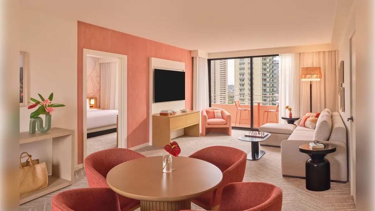SuiteThe Ambassador Hotel of Waikiki Tapestry Collection by HiltonPhoto CreditMichael Clifford