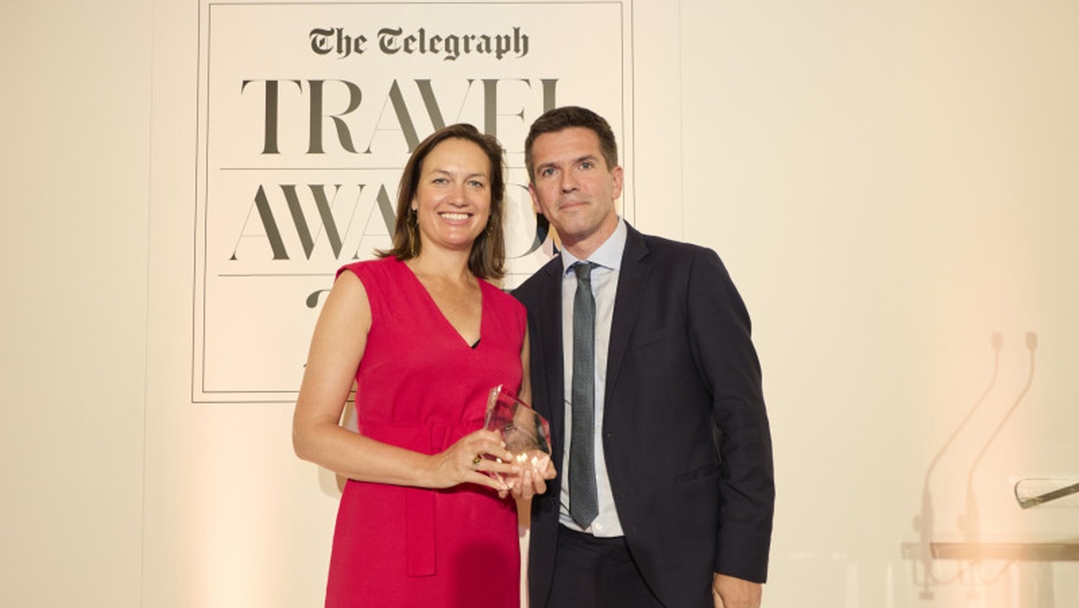 Helen Breen Emirates leisure sales manager in the UK accepted the award on behalf of the airline