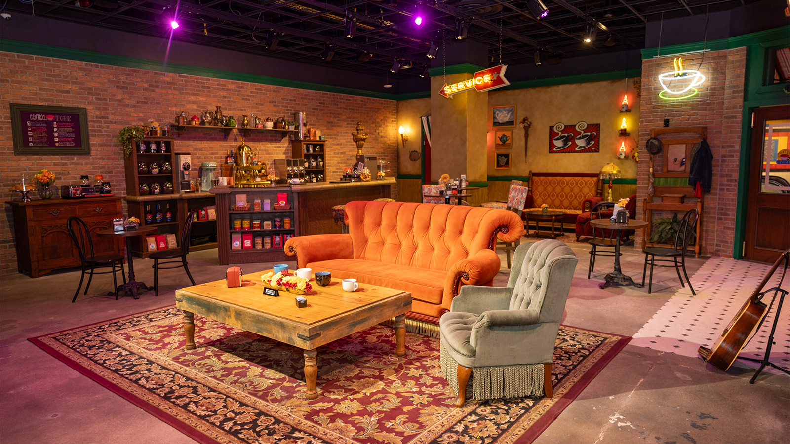 The Friends Experience Opens at MGM Grand in Las Vegas 