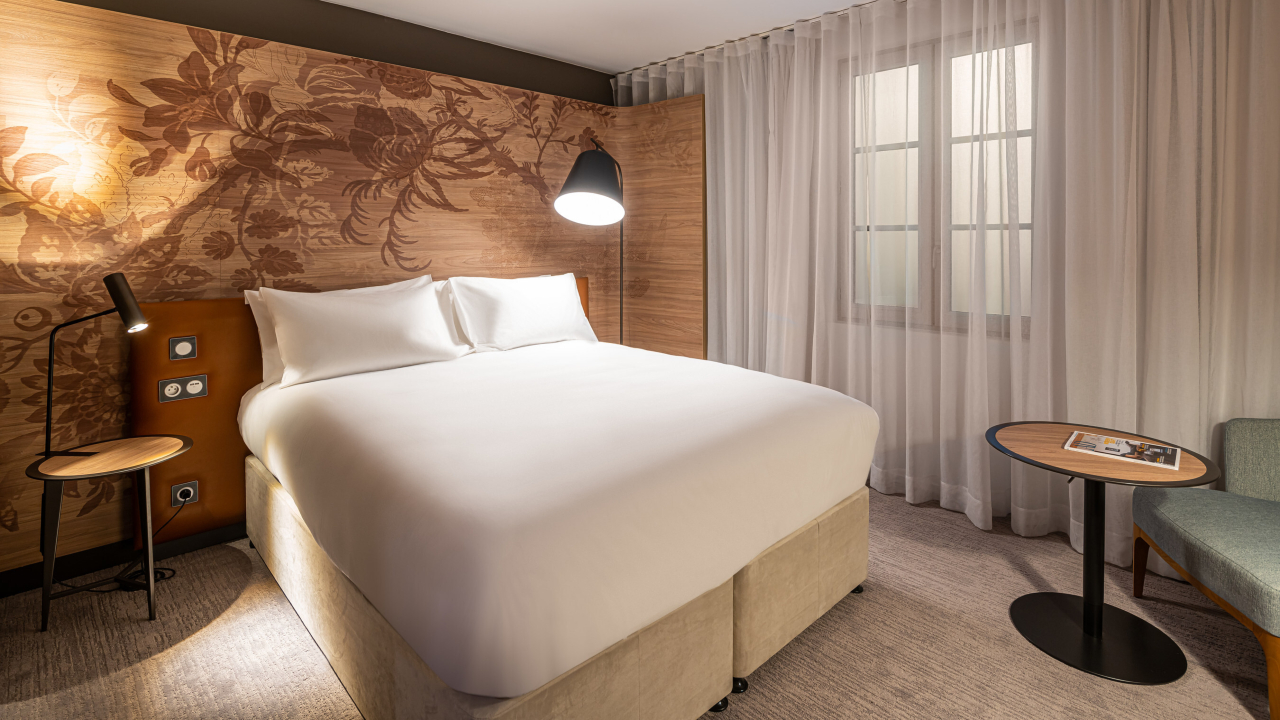 Wyndham Dolce Versailles Room