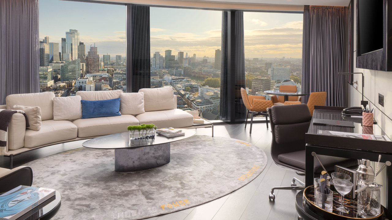 artotel London Hoxton Suite With View