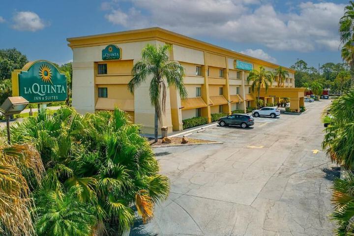 La Quinta exterior