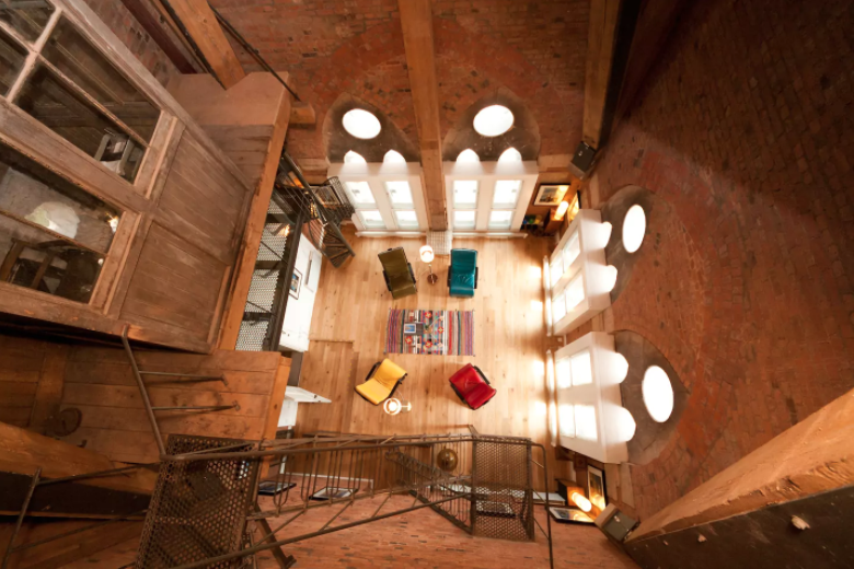 Guests can stay at an apartment in St Pancras Station in London