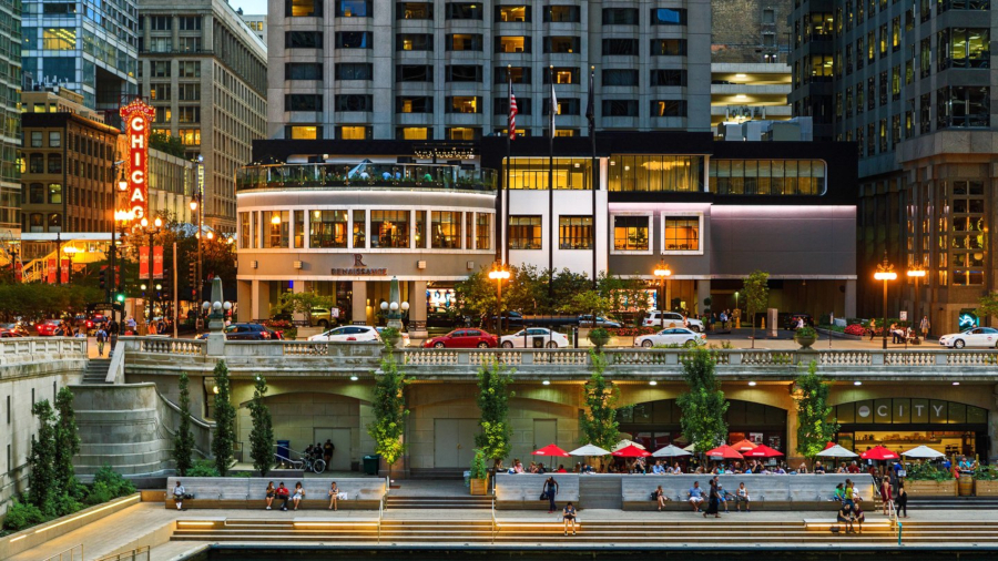 Renaissance Chicago Downtown Hotel exterior