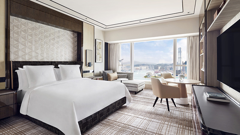 Four Seasons Hotel Hong Kong 