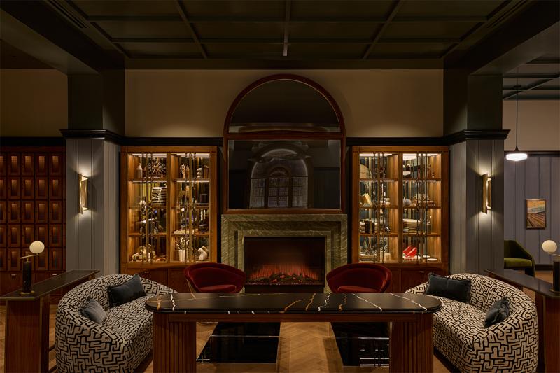 Four Vagabonds Bar