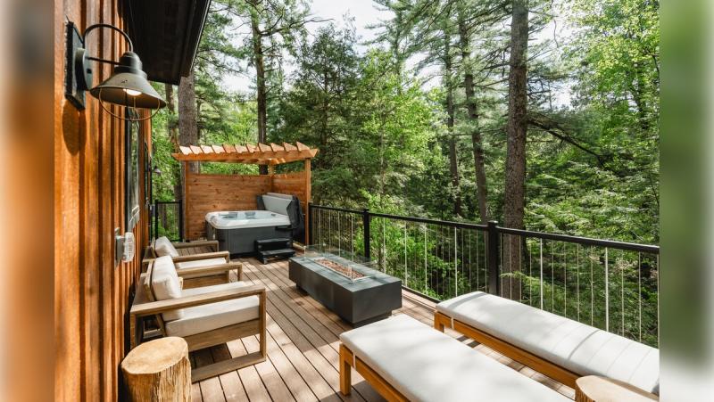 Treetop_Outdoor_Venture Luxury Estates