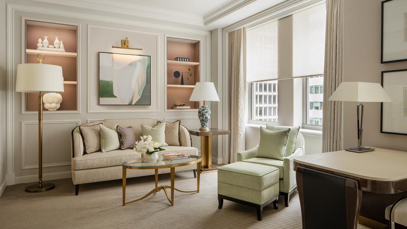 Waldorf Astoria New York Park Avenue Junior Suite Living Space