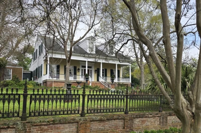 The historic Myrtle Terrace home along American Cruise Lines' carriage ride route in downtown Natchez.