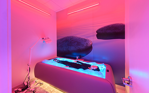 Red light therapy at The Covery