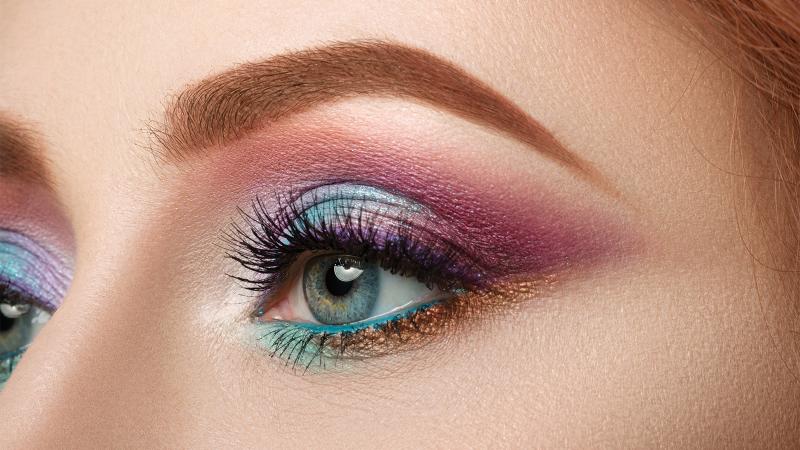 Eye makeup