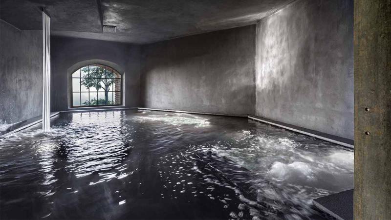 Water Circuit Warm Underground Pool